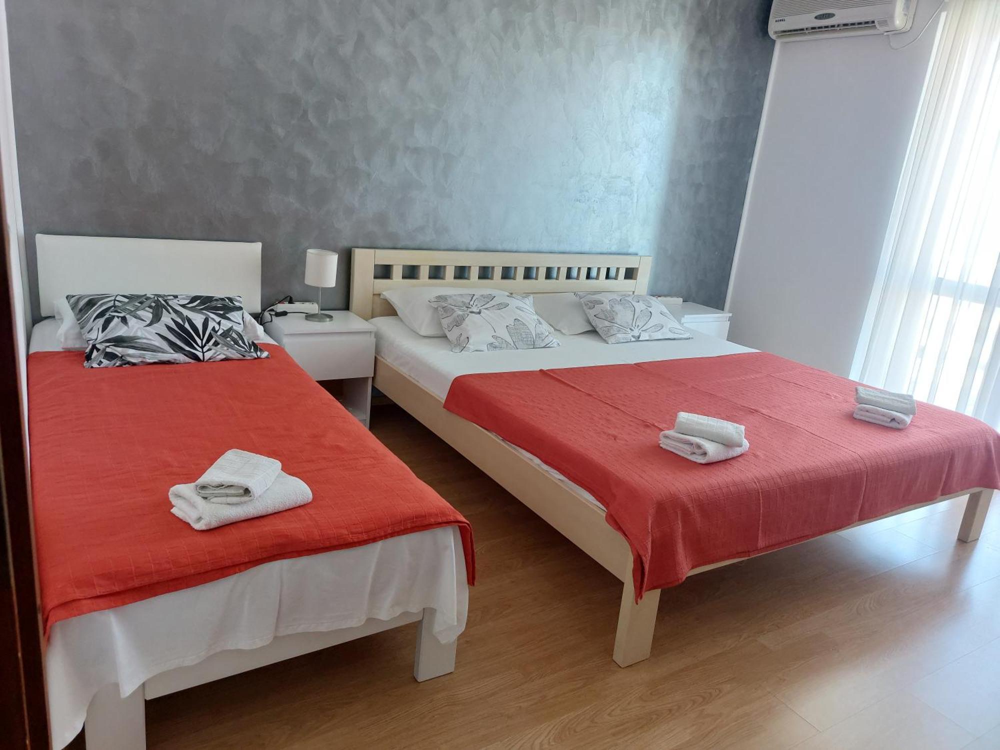 Apartment Gordana Трогир Экстерьер фото